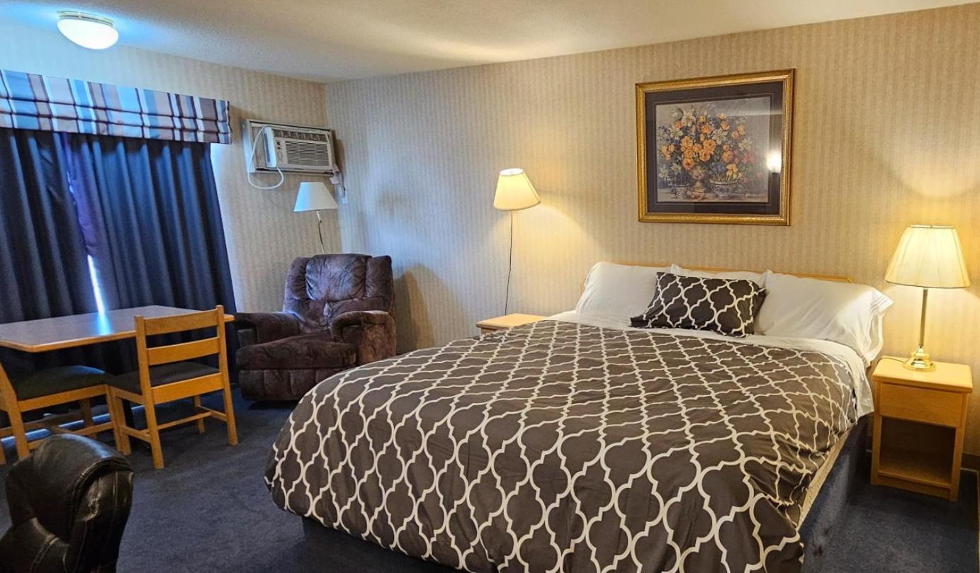 Perfect Inns & Suites Weyburn Eksteriør bilde